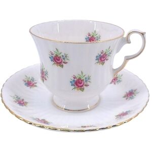 Royal Windsor • Danity Floral Bouquets Teacup and Saucer Fine China Set